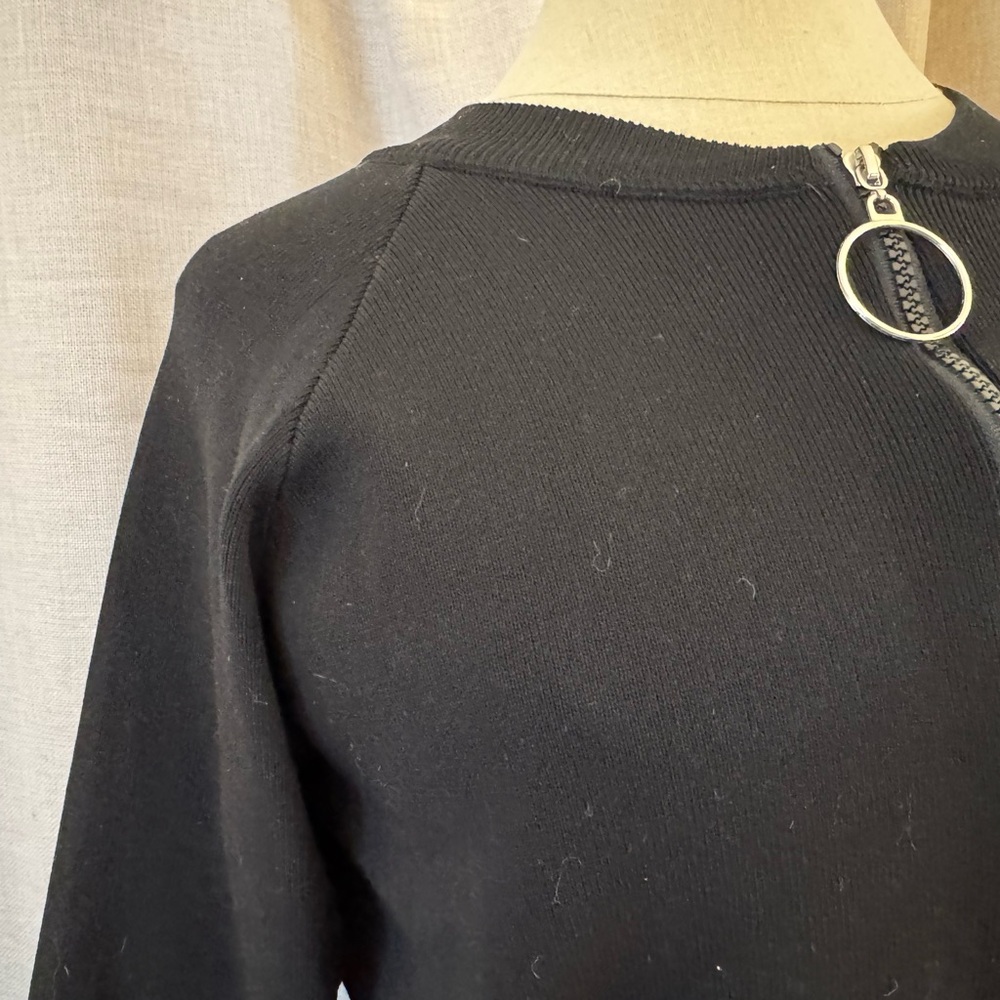 Prada Black Knit Sweater with Logo Detail - Picture 5 of 7